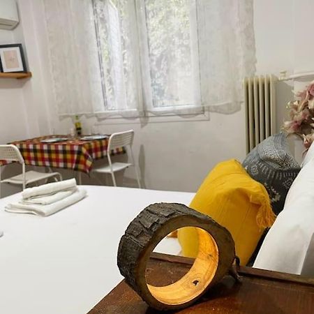 Cute And Quiet Apartment In The Center Of أثينا المظهر الخارجي الصورة