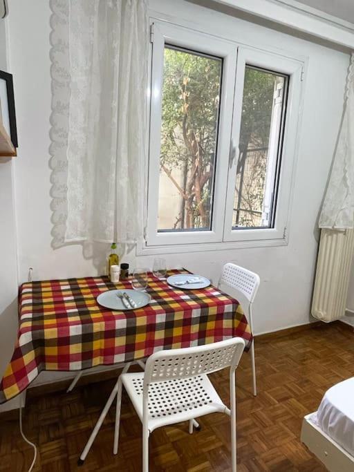 Cute And Quiet Apartment In The Center Of أثينا المظهر الخارجي الصورة