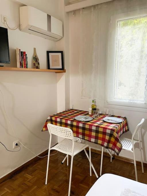 Cute And Quiet Apartment In The Center Of أثينا المظهر الخارجي الصورة